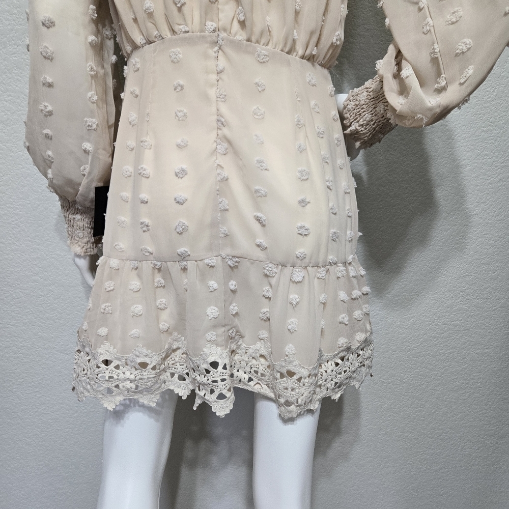 NWT Lulus Chic Cream Dress Size S - Picture 5 of 11